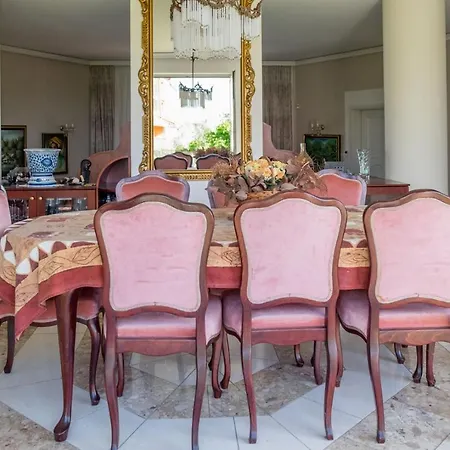 Villa Alberi With Pool *