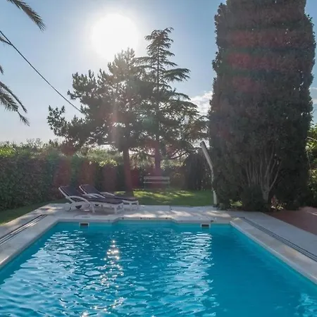 Villa Alberi With Pool