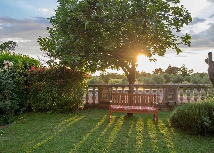 Villa Alberi With Pool *